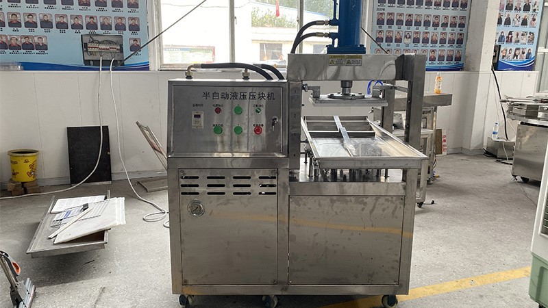 Mung bean cake former machine Mung bean cake former machine