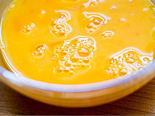 Egg Breaking Machine