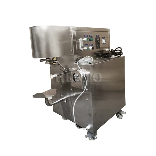 Fresh Persimmon Skin Peeler