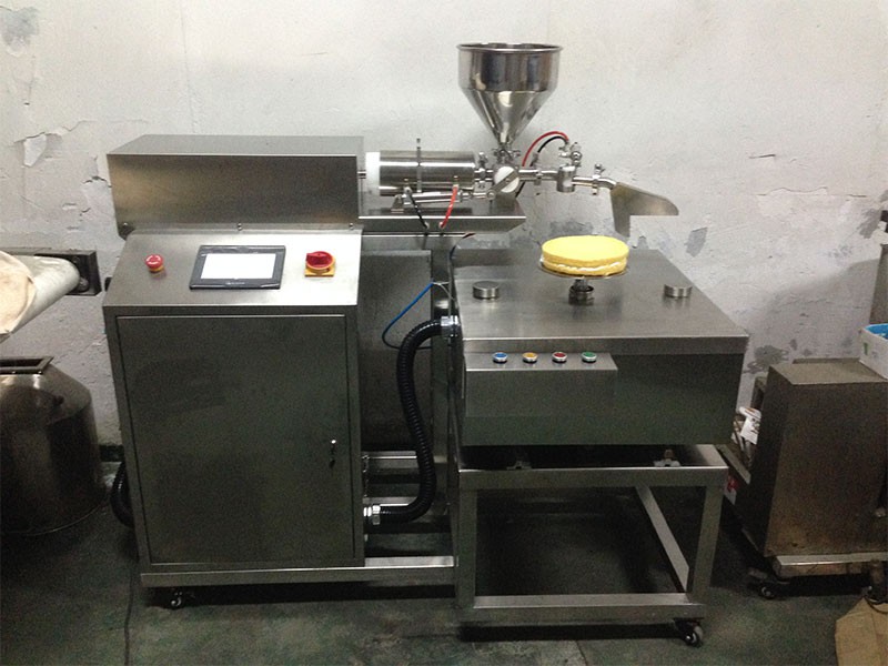 Cake Coating Machine02