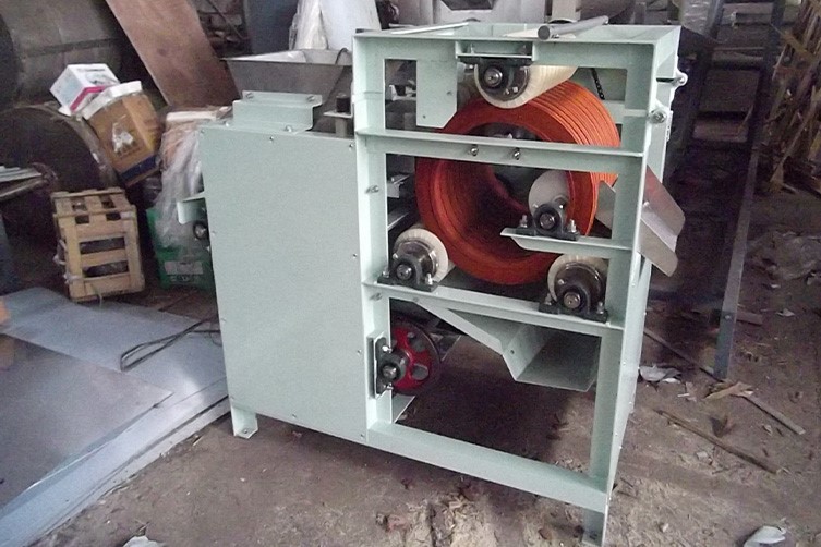 Broad Bean Opening Machine 1