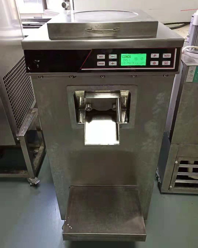 Mini Ice Cream Machine 1 Mini Ice Cream Machine 1