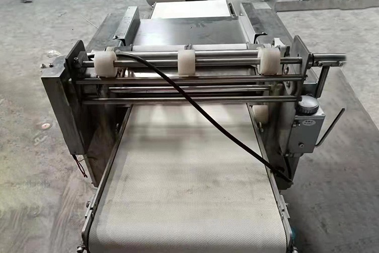 Automatic Fish Skinning Machine