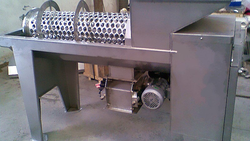 Grape Stem Remove Machine 2 Grape Stem Remove Machine 2