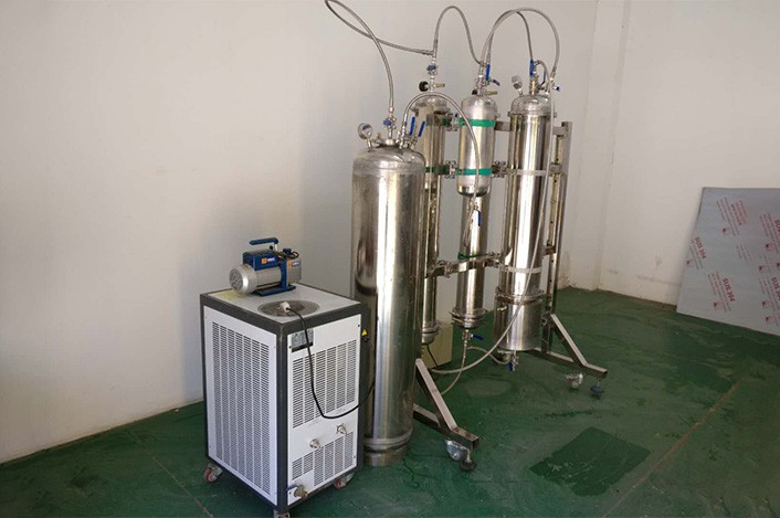 Subcritical Extraction Machine