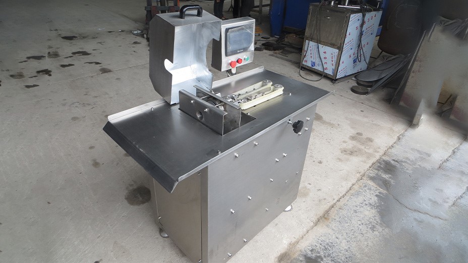 Automatic Sausage Binding Machine Automatic Sausage Binding Machine