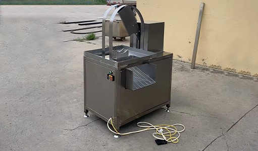 Coconut Water Extracting Machine