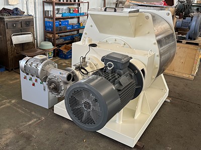 Automatic Chocolate Grinder