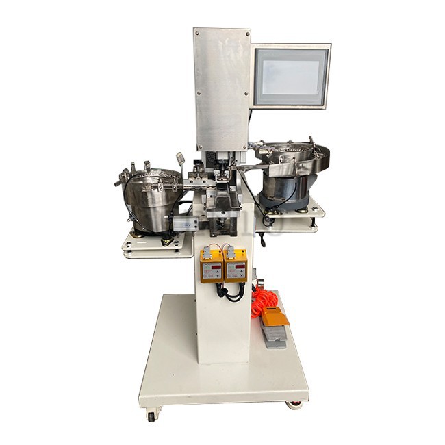 Jean Button Attaching Machine